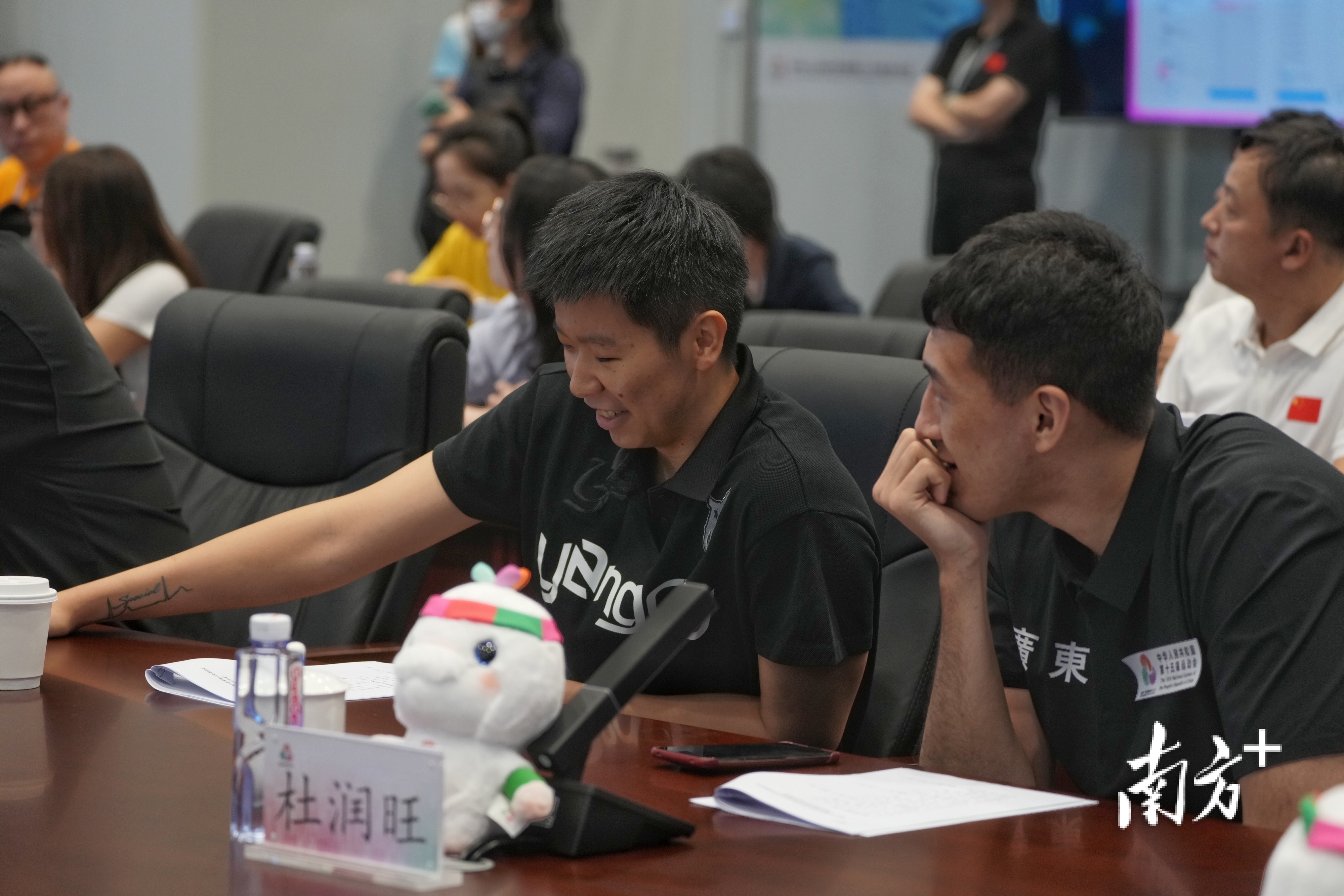 李晨昊, 心体育馆举, 江队 李晨昊, 心体育馆举, 江队