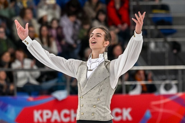 立选手萨法, Ggicr