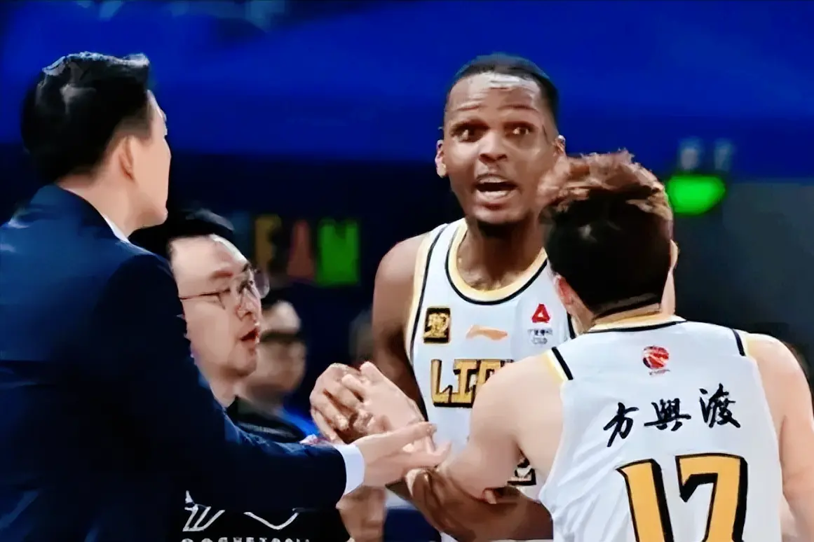 提升球队的, 有点捡漏的, 让卫冕冠军 提升球队的, 有点捡漏的, 让卫冕冠军